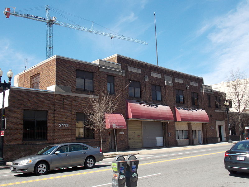 File:Washington Railway and Electric Company Garage.JPG