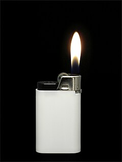 <span class="mw-page-title-main">Lighter</span> Handheld device used to generate a flame