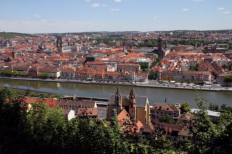 File:Wuerzburg-von Festung-14-Altstadt-Main-St. Burkard-gje.jpg