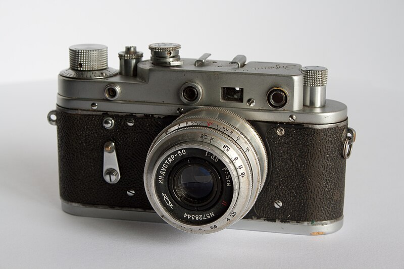 File:Zorki 2-s camera.jpg