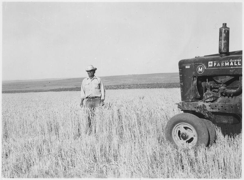 File:"Farmer and crops at Wind River Agency" - NARA - 293371.jpg