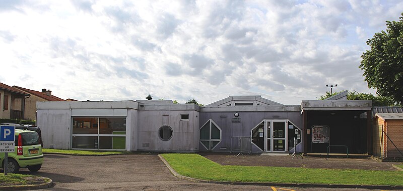 File:École de Barbazan-Debat (Hautes-Pyrénées) 2.jpg