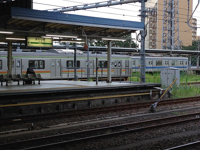 File:拝島駅 - panoramio (1).jpg