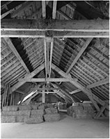 Hay barn (hayloft)