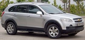2006-2011 Chevrolet Captiva LS wagon (2015-12-28) 01.jpg