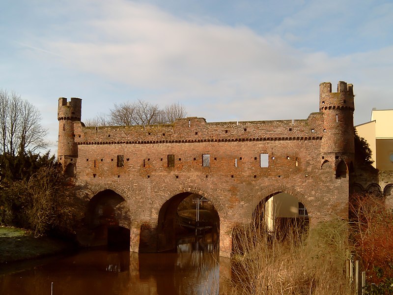 File:2007-01-23 11.42 Zutphen, Berkelpoort foto1.JPG