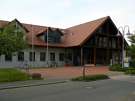 2008 05 15 Obermichelbach Bürgerhalle