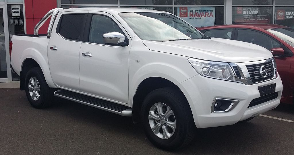 1024px-2015_Nissan_NP300_Navara_%28D23%2