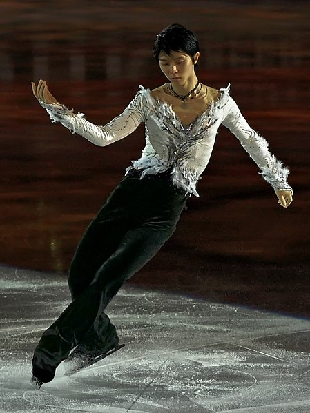 Yuzuru Hanyu shares the record for the most gold medals won in the men's singles event (four).