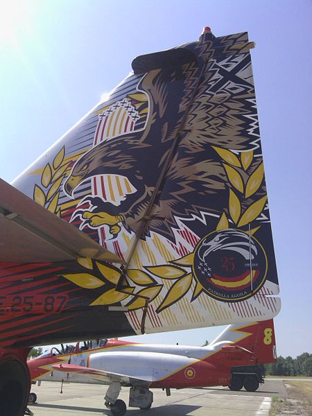 File:25 anniversary patrulla aguila aviojet 5 paint.jpg