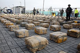 5.879 kilos de marihuana fueron incautados en Bogotá (8674533171).jpg