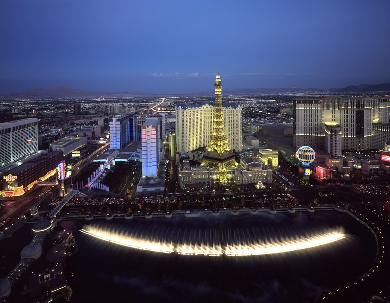 Spies & Mob Ties: The Ultimate Las Vegas Tour