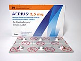 Čeština: Aerius, hromadně vyráběný léčivý přípravek, 1 tableta obsahuje 2,5 mg desloratadinu. Výrobce MSD. English: Aerius, proprietary medicinal product, 1 tablet contains 2,5 mg of desloratadine. Manufacturer MSD.