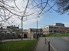 Aireville School (geograph 2296036) .jpg