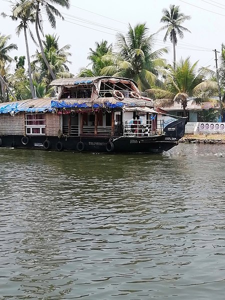 File:Allapuzha backwaters.jpg