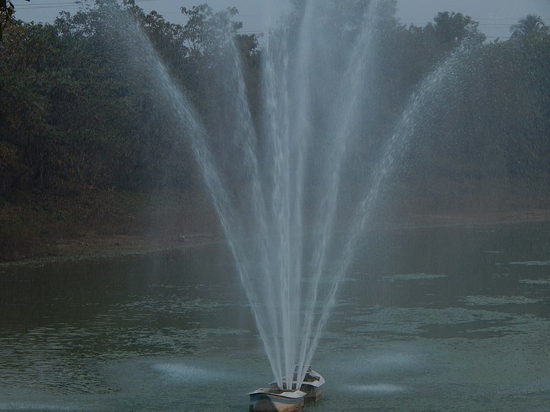 File:An artificial water fountain.jpg