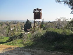 מגדל שמירה ישן בקיבוץ ארז