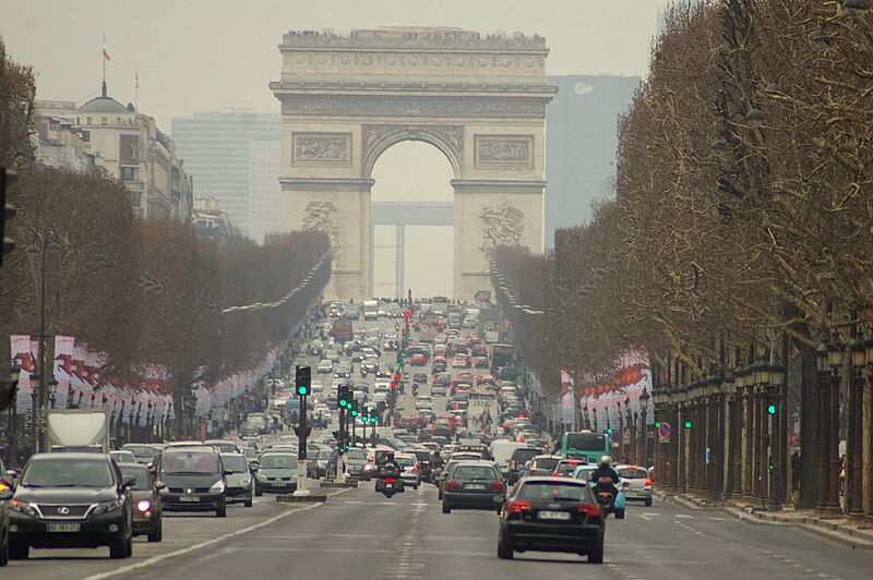 File:Arc de Triomphe from the Champs-Élysées, Paris 10 March 2012.jpg