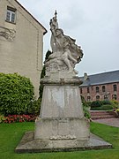 Le monument aux morts d'Ardres.