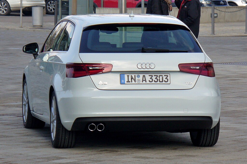 File:Audi A3 Sportback 8V (rear side quarter).JPG - Wikimedia Commons