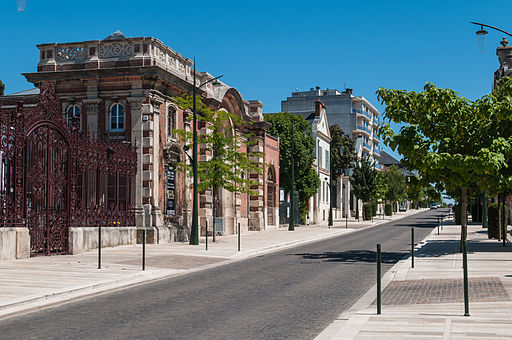 Avenue de Champagne, Épernay (8132669246)