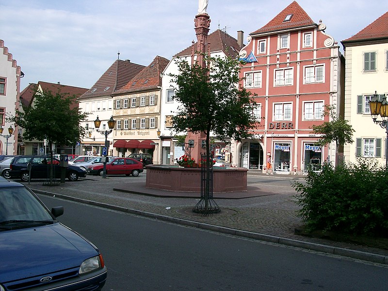 File:Bad Mergentheim Hans-Heinrich-Ehrler-Platz.jpg