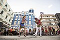Bailarines de rumba cubana en la plaza de los trabajadores de Camagüey, Cuba.jpg