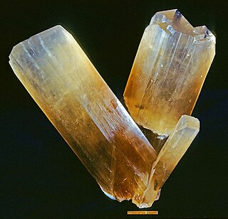 <span class="mw-page-title-main">Borax (mineral)</span> Borate mineral