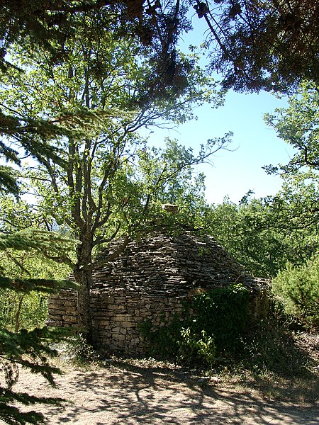 File:Borie 84400 Saignon France August 2007.jpg