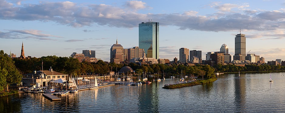 Boston skyline from Longfellow Bridge