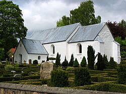 Bryrup Kirke.JPG