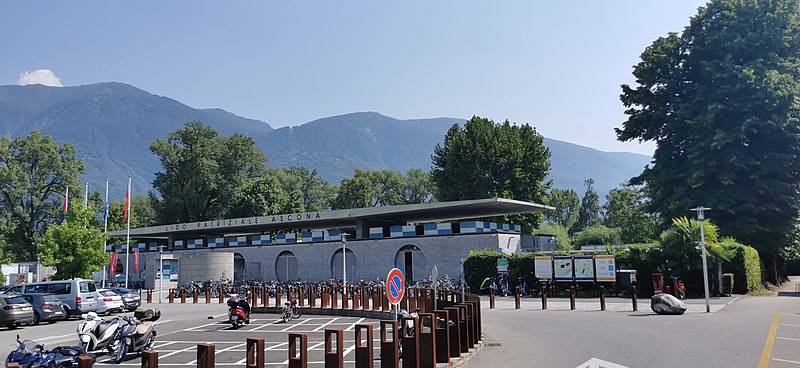 File:CHE — Kanton Tessin — Bezirk Locarno — Kreis Isole — Ascona — Via Fenaro 9 (Bagno Pubblico) Mattes 2022-07-24.jpg