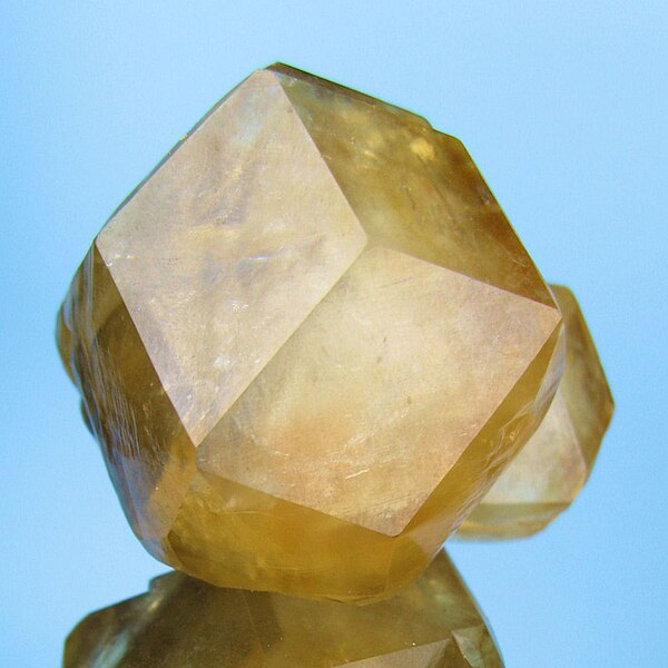 File:Calcite-241250.jpg