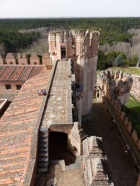 File:Castillo de Coca, Segovia, España, 2016 26.JPG