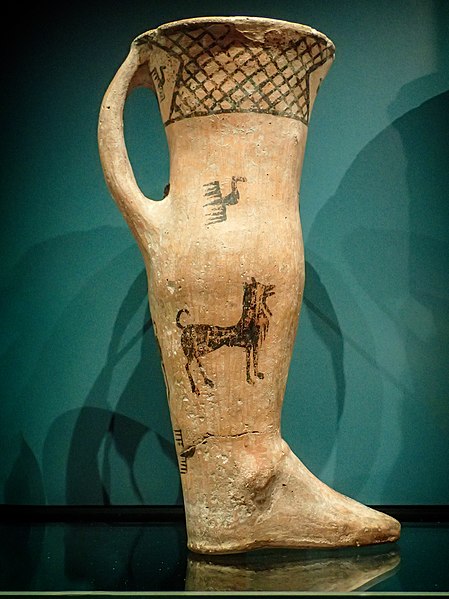 File:Ceramic boot-shaped vessel from Urartu (ancient Armenia) 800-600 BCE (44451273505).jpg