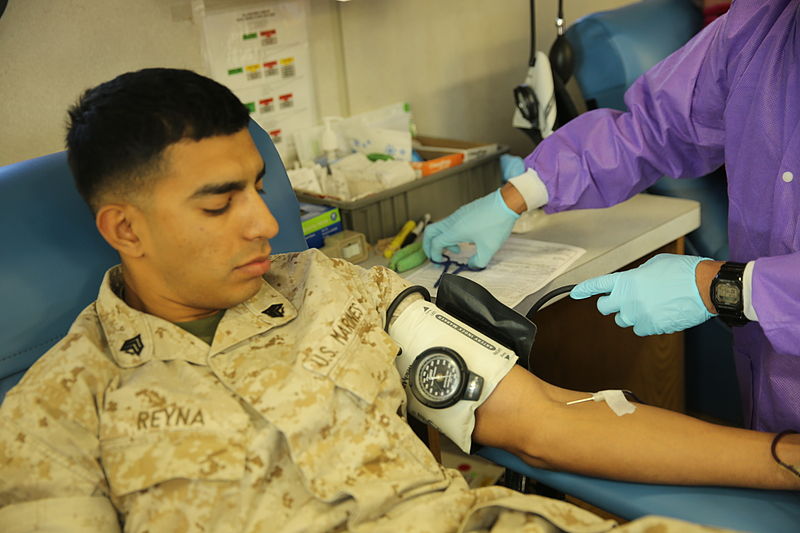 File:Cherry point service members donate blood 140311-M-BN069-010.jpg