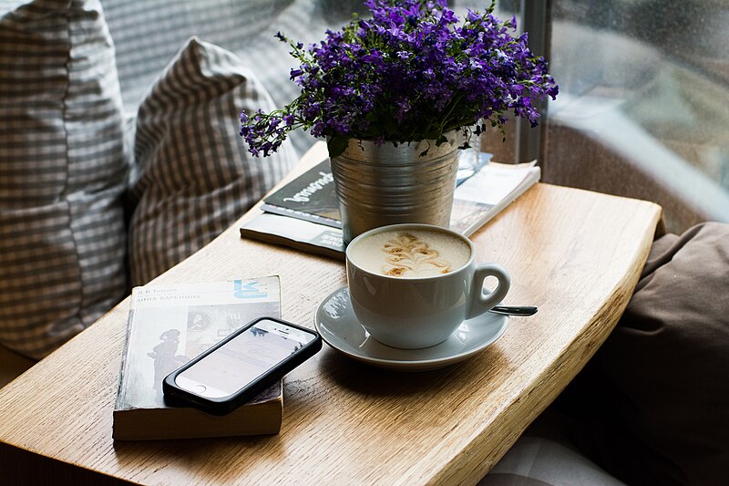 File:Coffee, flowers and books (Unsplash).jpg