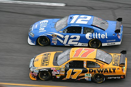 Ryan Newman & Matt Kenseth compete at the 2008 Daytona 500 Race