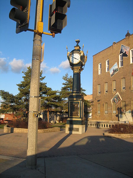 File:DeKalb Downtown Clock.jpg