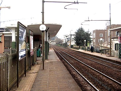 Come arrivare a Stazione Due Ponti con i mezzi pubblici - Informazioni sul luogo