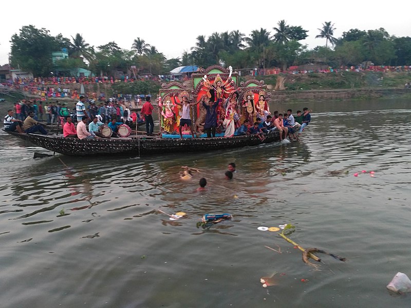 File:Durga Puja Immersion Nadia.jpg