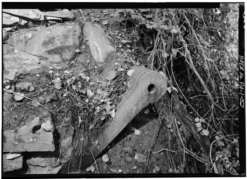 File:EYEBAR FOR CONNECTING CABLE TO THE SOUTH ANCHORAGE. - Delaware and Hudson Canal, Delaware Aqueduct, Spanning Delaware River, Lackawaxen, Pike County, PA HAER PA,52-LACK,1-52.tif