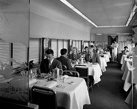 Photo du wagon restaurant de l'Empire Builder en 1951