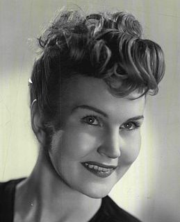 <span class="mw-page-title-main">Eve McVeagh</span> American actress (1919–1997)