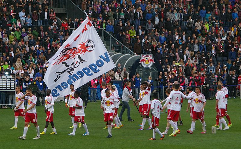File:FC Red Bull Salzburg ver SV Ried 28.JPG