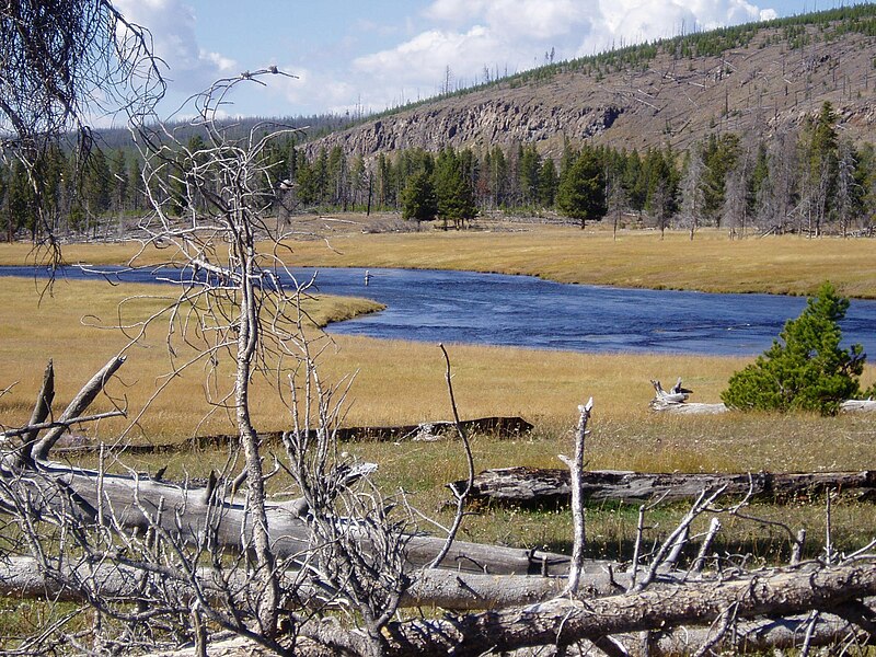 File:FireholeRiverFountainFlats0904.jpg