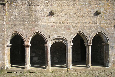 Les arcades du cloître.