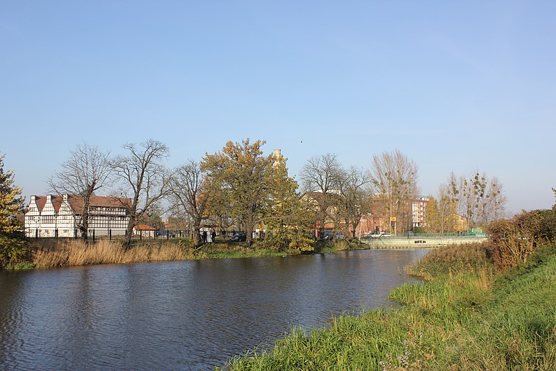 File:Gdansk Kanal Na Stepce 1.jpg