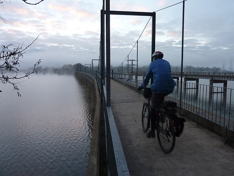 File:Goulburn River High Country Rail Trail bridge at Bonnie Doon.jpg