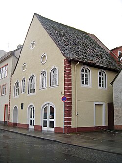 Grünstadt, former synagogue, from the northeast